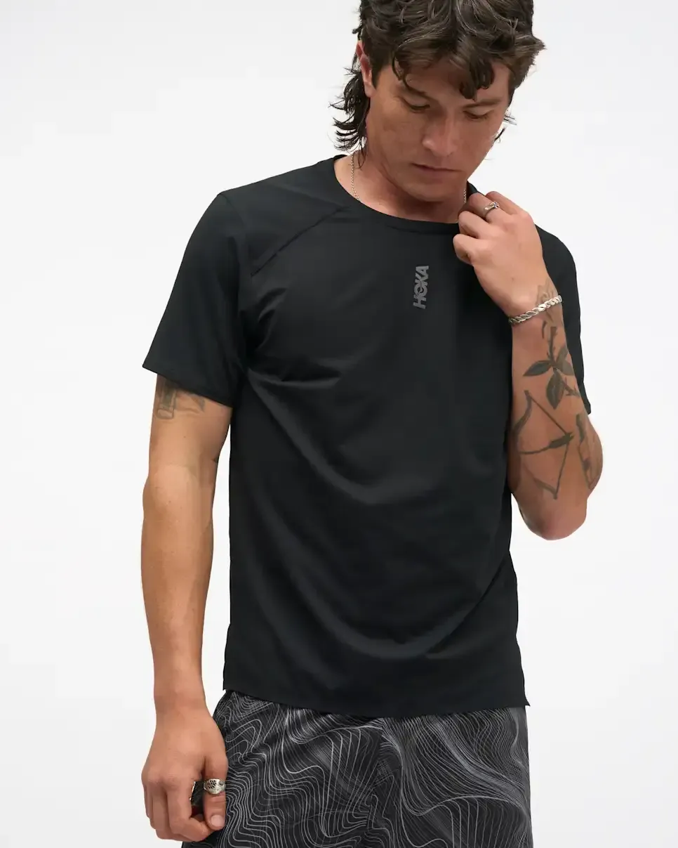 HOKA EveryRun Short Sleeve Black