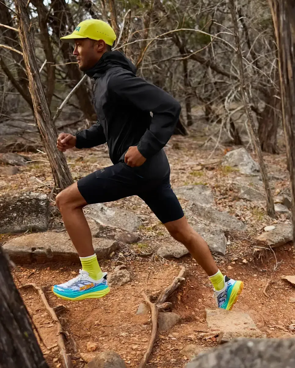 HOKA Skyflow Jacket Black